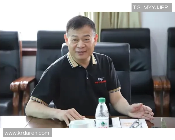 张骋宇的成长之路与梦想追逐:从学子到行业领军者的蜕变故事 张骋宇的成长之路与梦想追逐:从学子到行业领军者的蜕变故事