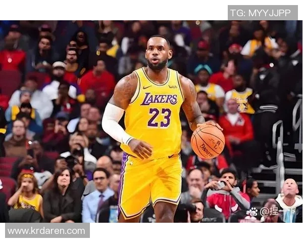 詹姆斯：从篮球巨星到商业领袖的传奇人生与影响力分析