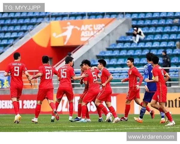 越南青年队与阿联酋青年队亚青赛激战正酣精彩对决引人关注