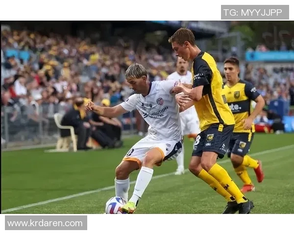 2019年珀斯光荣与悉尼FC的精彩对决回顾与分析