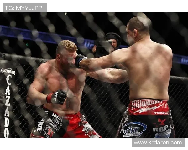 UFC凯恩与康伐的巅峰对决谁能笑到最后引发热议