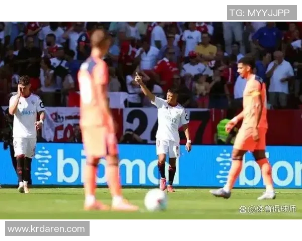 奥林匹亚与巴萨激战正酣谁将赢得这场精彩对决的胜利 奥林匹亚与巴萨激战正酣谁将赢得这场精彩对决的胜利