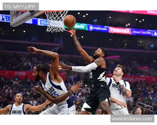 独行侠与快船的巅峰对决腾讯直播精彩瞬间全记录 独行侠与快船的巅峰对决腾讯直播精彩瞬间全记录