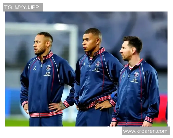 尼姆主场迎战巴黎圣日尔曼势均力敌的法甲巅峰对决即将上演 尼姆主场迎战巴黎圣日尔曼势均力敌的法甲巅峰对决即将上演