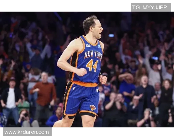 篮网与火箭对决精彩回顾与球员表现分析 篮网与火箭对决精彩回顾与球员表现分析