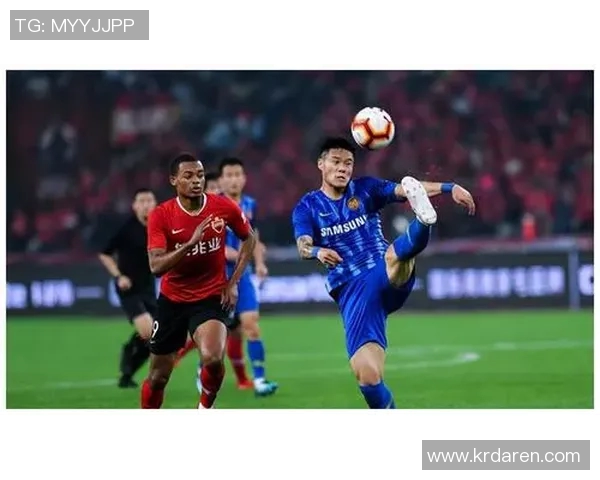 苏宁与泰达比赛裁判表现引发争议球迷热议判罚尺度与公正性